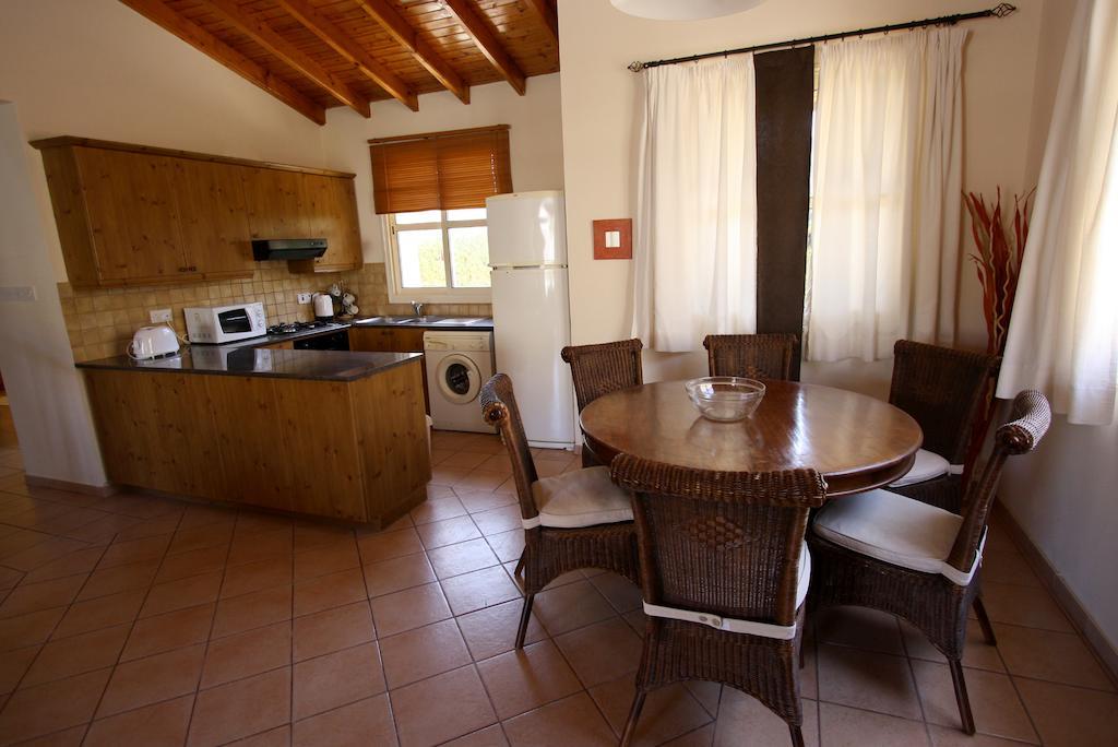 Amoroza Villa Pissouri Rum bild