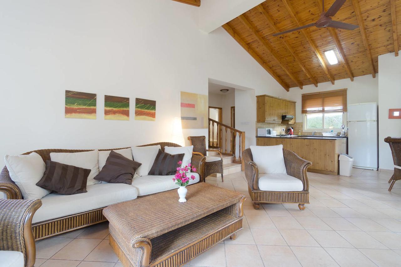Amoroza Villa Pissouri Exteriör bild