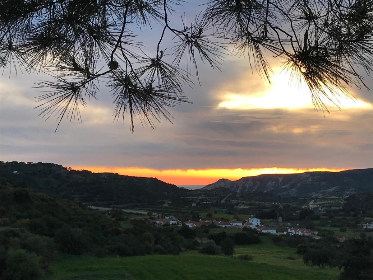 Amoroza Villa Pissouri Exteriör bild